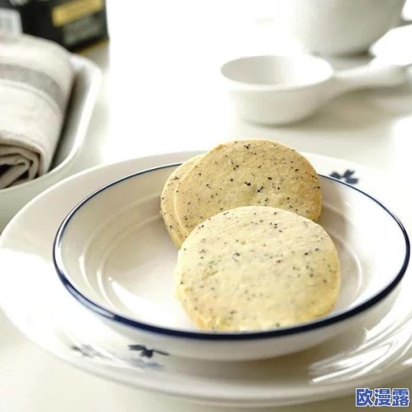 佛手左：细腻入微的烹饪艺术，让味蕾沉浸在美食的海洋中