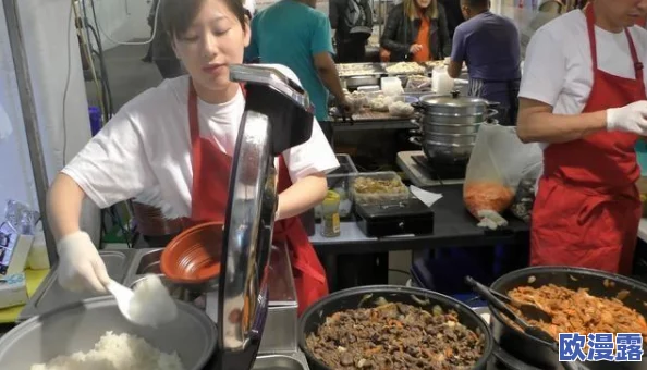 被老外疯狂追捧的中国美食，竟然让他们连夜排队等候！