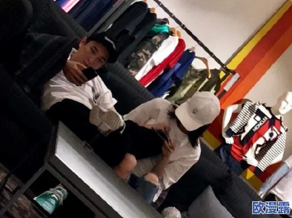 男Ji大巴进入女人的视频小说引发热议，网友们纷纷讨论其背后的社会现象与道德争议！