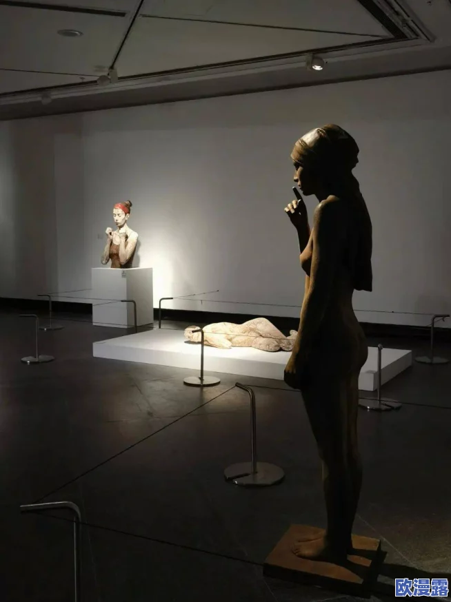 欧洲人体艺术zo'zo:最新展览活动引发热议,艺术家们的创作理念与观众互动方式大揭秘 欧洲人体艺术zo'zo:最新展览活动引发热议,艺术家们的创作理念与观众互动方式大揭秘