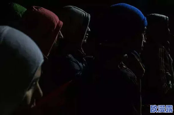 高清嘼皇bestiality:震撼曝光!不为人知的黑暗世界引发社会广泛关注与讨论 高清嘼皇bestiality:震撼曝光!不为人知的黑暗世界引发社会广泛关注与讨论