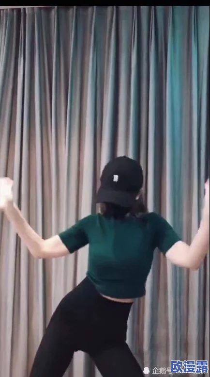 大肥女BBBBBBBBB意外成为网红，凭借惊人的舞技和幽默感收获百万粉丝，引发热议与争议！