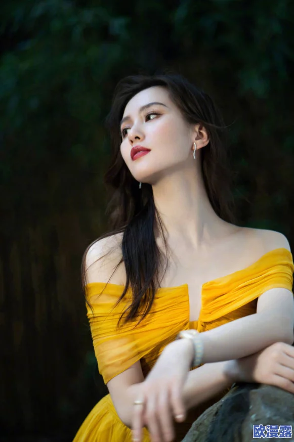 亚洲成人黄色大片：最新动态与行业趋势分析，探讨市场变化及观众偏好的演变