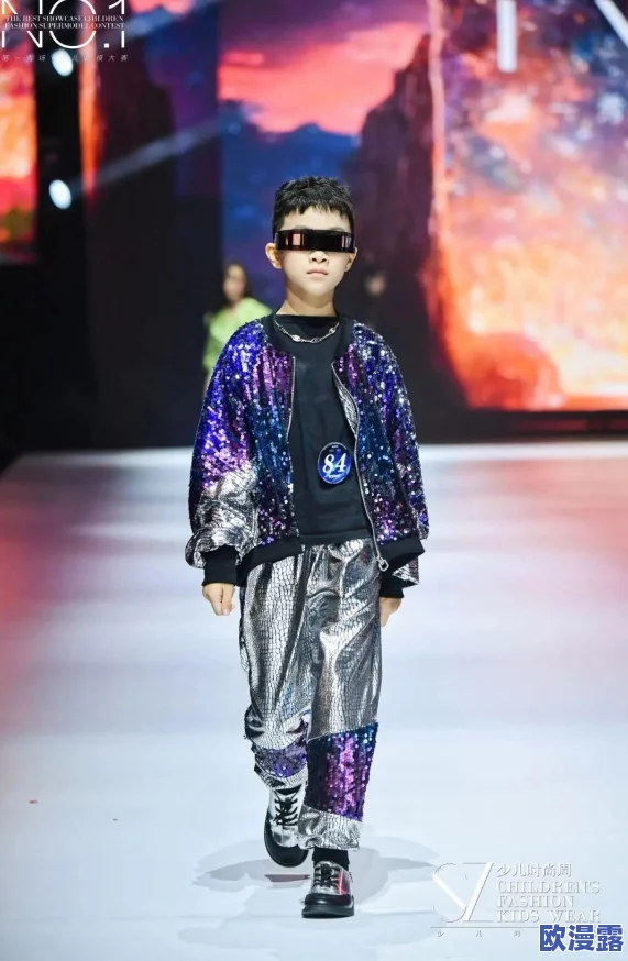 三级带-黄-色-:新动态揭示其在时尚界的独特地位与未来发展趋势,吸引众多设计师关注 三级带-黄-色-:新动态揭示其在时尚界的独特地位与未来发展趋势,吸引众多设计师关注