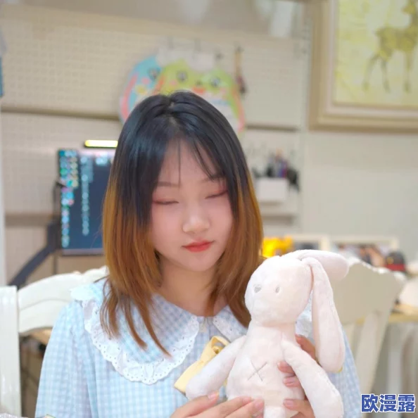 一边下奶一次敷面膜电视剧，震惊全网：女主角竟然是圈内知名育儿专家！