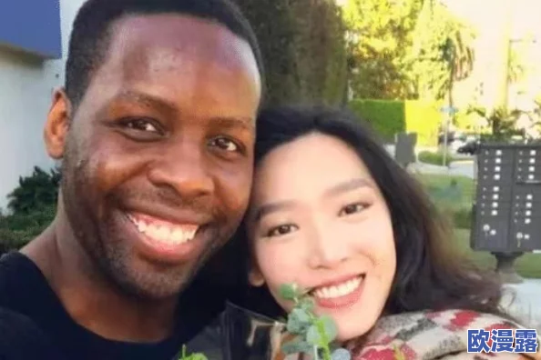 黑人与白人做爰网站引发热议，网友们对种族交往的看法各异，有人支持多元文化交流，也有人表示担忧