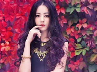 人乳喂奶magnet羽月希最新进展：新作品发布引发热议，粉丝期待更多精彩内容与互动体验