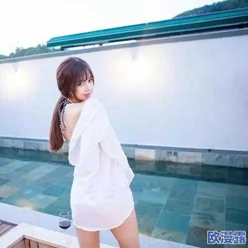 揉她的大白胸把她摸出水了日本,近日引发热议,网友们纷纷讨论其背后的文化现象与社会影响 揉她的大白胸把她摸出水了日本,近日引发热议,网友们纷纷讨论其背后的文化现象与社会影响