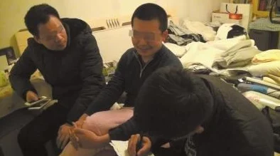男人被绑着强行摸j，警方已介入调查，受害者正在接受心理辅导，案件引发社会广泛关注与讨论