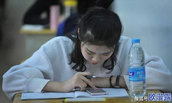 大学生不戴套毛片视频引发热议,网友纷纷表示应加强性教育,提高安全意识,保护自身健康 大学生不戴套毛片视频引发热议,网友纷纷表示应加强性教育,提高安全意识,保护自身健康