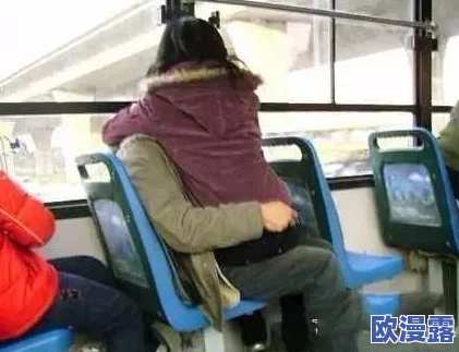 撅起屁股挨操：许多网友认为这种表达过于粗俗，不符合公共场合的交流方式，应该提倡更文明的沟通