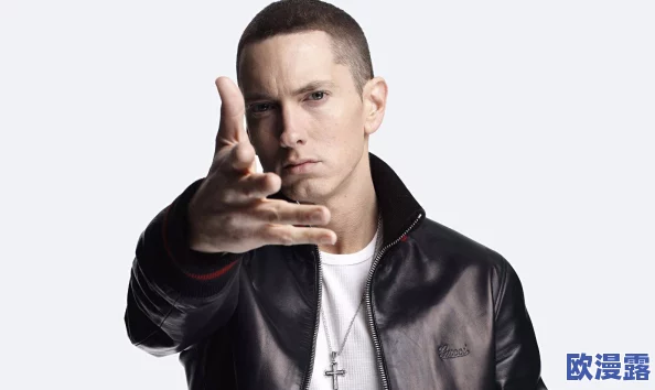 Eminem女儿MICHAEL：她的成长历程与父女关系的背后故事以及在音乐领域的潜在影响力