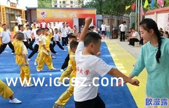 国产精品香蕉夜间视频免费播放：最新动态显示该平台用户活跃度持续上升，内容更新频率加快，吸引了更多观众关注