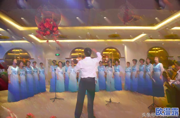 探索男人与女人之间的动态互动:一场视觉盛宴中的情感交织与生活瞬间 探索男人与女人之间的动态互动:一场视觉盛宴中的情感交织与生活瞬间