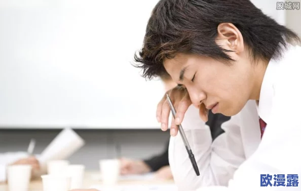 探索让男人爽死的性动作：提升亲密关系的绝佳技巧与建议