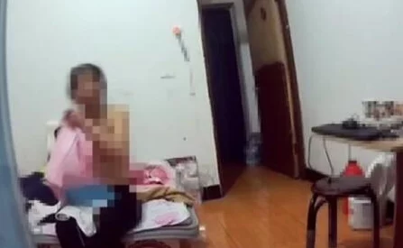 探索隐秘世界：牛人国产偷窥女洗浴在线观看，揭示生活中的不为人知的瞬间与真实故事