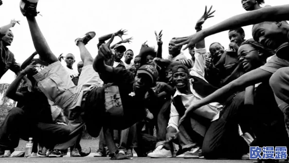 探索黑人文化与艺术:从历史到现代的多元表现与影响力分析 探索黑人文化与艺术:从历史到现代的多元表现与影响力分析