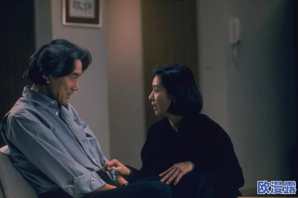 日本夏冰寒说：日韩黄色三级视频：最新动态与趋势分析，探讨其在当今社会文化中的影响及受众反应