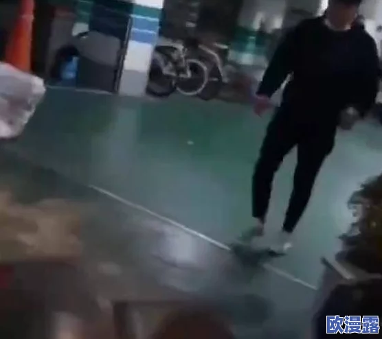 黑人 巨大,令人震惊的现象引发了网友们的热议,大家纷纷发表看法 黑人 巨大,令人震惊的现象引发了网友们的热议,大家纷纷发表看法