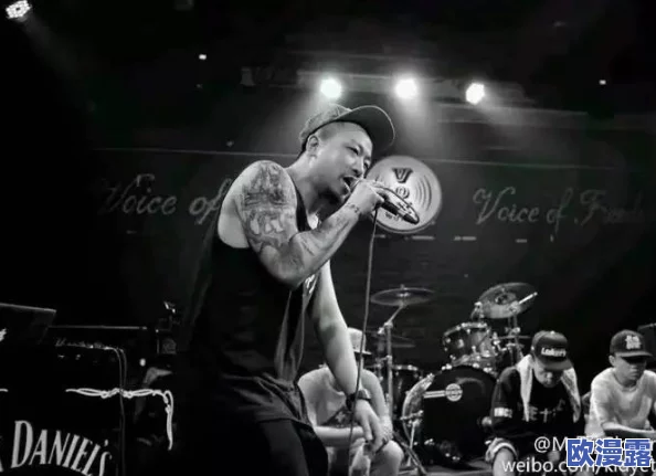 jazzyhiphop:融合爵士与嘻哈的音乐风潮,带你领略全新听觉体验与文化碰撞的魅力 jazzyhiphop:融合爵士与嘻哈的音乐风潮,带你领略全新听觉体验与文化碰撞的魅力