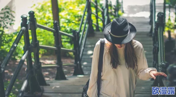 老女人BB，真是让人感慨，岁月无情，但她们的故事依然值得我们去倾听