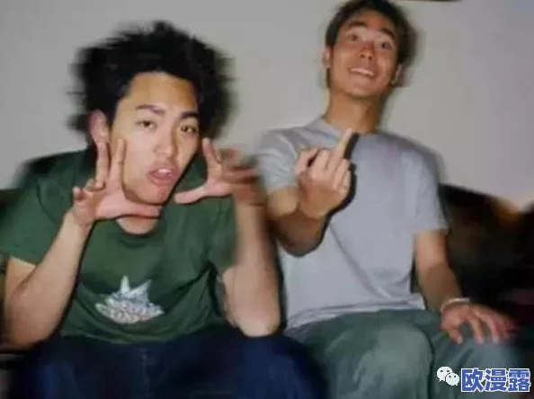 黑人双人RAPPER角色背景，展现了多元文化的魅力与音乐的力量，值得深入了解