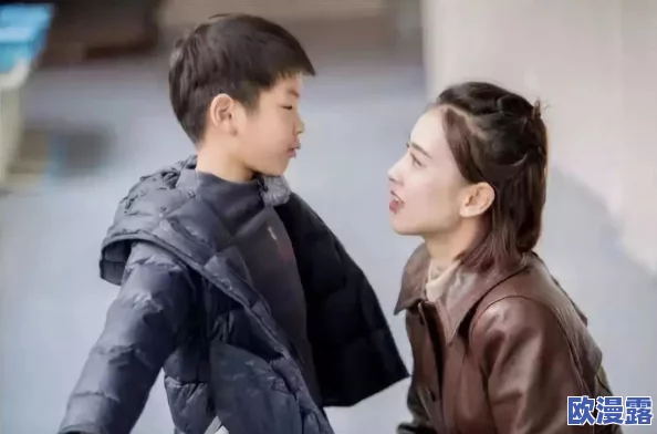 娇妻当着我的面被4p经历:我如何面对这段痛苦的回忆与重建我们的关系的挑战 娇妻当着我的面被4p经历:我如何面对这段痛苦的回忆与重建我们的关系的挑战