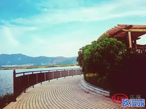五十路海角社区，环境优美，邻里和睦，是个适合居住的好地方
