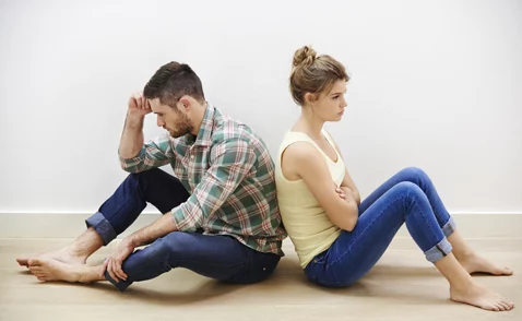 男人添女人囗交做爰的图，真是让人感到震惊，这种内容应该被限制传播