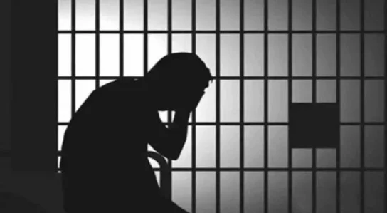 被催眠爆奸，真是让人感到震惊，这种事情居然会发生，社会风气需要反思