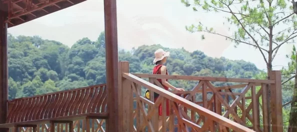 国产美女在线精品观看：最新动态与精彩内容分享，带你领略不一样的视觉盛宴与魅力风采！