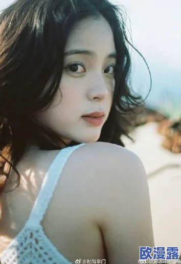 娜娜无码：震撼全网的性感写真曝光，粉丝们疯狂追捧！
