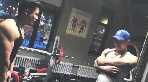 男生粗硬的进进出出视频，网友们纷纷表示这段视频太刺激了，真是让人血脉喷张！