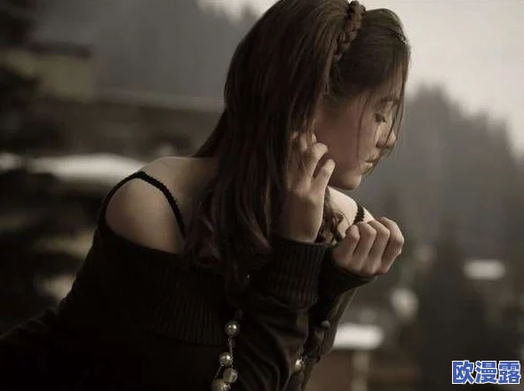 欧美夜夜噜2017最新网友认为这部作品在视觉效果上有很大提升，但剧情方面仍显薄弱，期待后续改进与创新