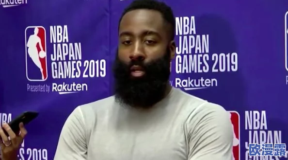 日本亲与子乱偷iHD网友认为这种行为不仅影响家庭关系，还可能对孩子的价值观产生负面影响，呼吁加强家庭教育和沟通