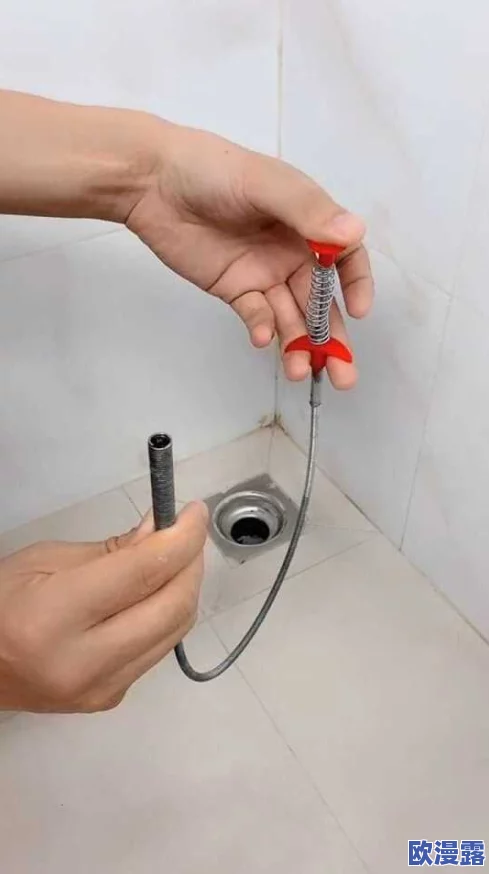 用我的棒棒疏通你的下水道这项新技术不仅能快速解决堵塞问题，还能有效清洁管道，延长使用寿命！