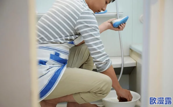 男女男精品视频惊爆信息：最新发布的男女男精品视频引发热议，内容丰富多样，满足不同观众需求，快来了解更多精彩！