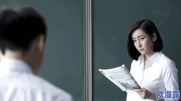 电影制服惊爆信息：这部影片不仅揭示了隐藏在华丽外表下的黑暗秘密，还引发了观众对社会现象的深刻反思