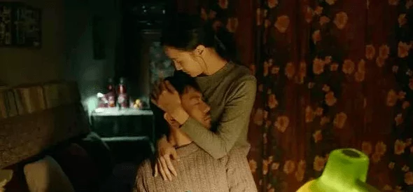 99伦：这部作品真是让人感受到爱情的复杂与美好，值得一看！