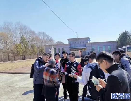 荒野行动单排攻略：掌握房子门后蹲点坑人高级技巧，提升生存胜率秘籍