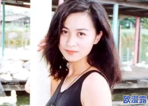 刘嘉玲大胆丰7：揭示她如何在时尚与自信之间找到完美平衡的独特之路