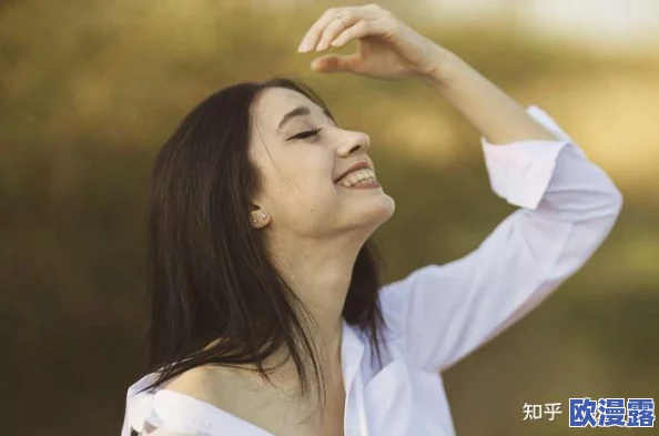 女人高清性色生活片让我们关注女性的自信与独立，倡导健康积极的生活方式，共同创造美好的未来