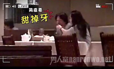 色女生玩男生鸡图片引发热议网友纷纷评论称这是一种新型的社交方式并讨论其背后的文化意义