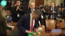 欧美久久影院曝出新片花引发热议网友纷纷猜测剧情走向并讨论演员表现期待影片上映后的反响