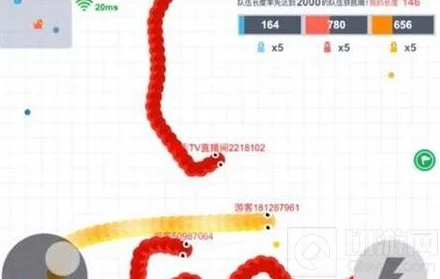 掌握技巧！不要盲目冲锋，贪吃蛇大作战中正确使用加速的致胜方法