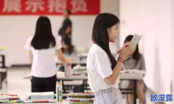 殷老师的肉丝制服诱小说最新进展消息：该小说近日在网络上引发热议，读者纷纷讨论情节发展与角色塑造