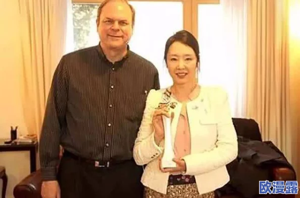 三个媳妇一锅烩大团圆的来源，真是一个有趣的故事，让人感受到家庭的温暖与和谐