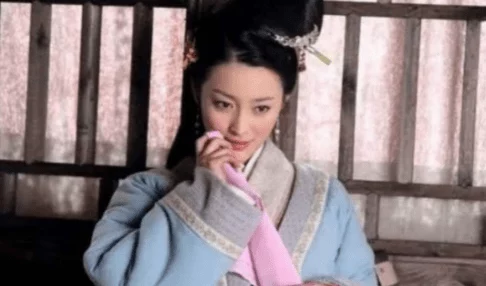 豪妇荡乳1一5潘金莲近日引发热议该系列作品以其大胆的情节和深刻的人物描写吸引了众多观众的关注与讨论