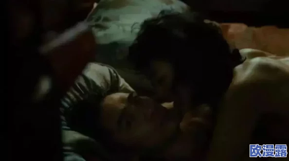 男女做爰猛烈视频免费3惊爆揭秘：这部影片背后隐藏的故事让人震惊，观众纷纷表示无法自拔，绝对不容错过！