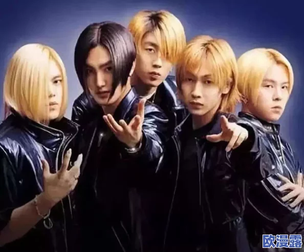 男女囗交大图片大全 网友评价：这组图片展示了多样的风格和创意，吸引了不少人的关注，但也引发了一些争议